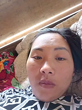 Snapshot of Love-Ly99 chatting on 09-12-25, 06:46 Love-Ly99 online show from 09-12-25, 06:46