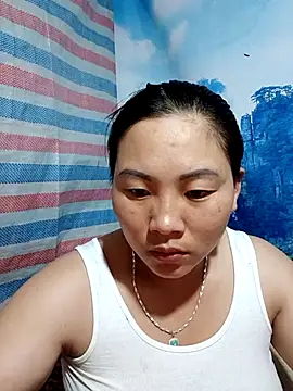 Snapshot of Love-Ly99 chatting on 09-13-25, 10:43 Love-Ly99 online show from 09-13-25, 10:43