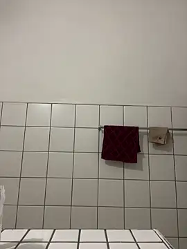 Snapshot of hardboyi03 chatting on 11-11-25, 06:14 hardboyi03 online show from 11-11-25, 06:14