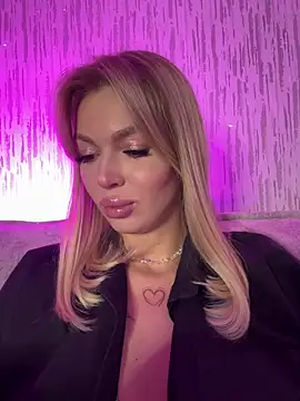 miss veroNika online show from 11-27-25, 04:02