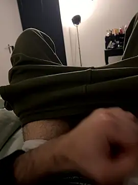 Frankieyyy1 online show from 01-14-26, 09:40