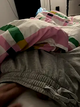 Frankieyyy1 online show from 11-26-25, 10:54