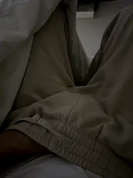 Frankieyyy1 online show from 11-16-25, 06:34