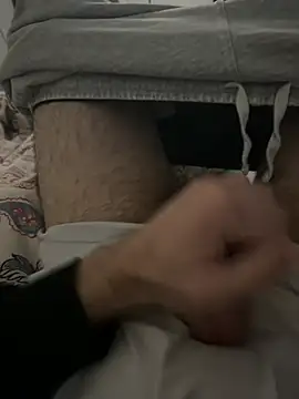 Frankieyyy1 online show from 02-12-26, 07:13