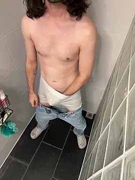 Frankieyyy1 online show from 09-28-25, 09:22