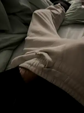 Frankieyyy1 online show from 01-05-26, 07:06