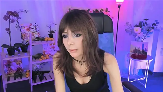 CrystallBloom online show from 12-22-25, 07:25