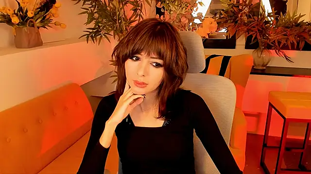 CrystallBloom online show from 09-15-25, 01:39