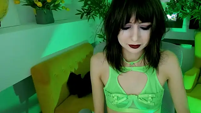 CrystallBloom online show from 10-13-25, 04:58