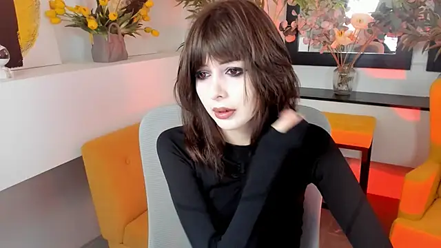 CrystallBloom online show from 10-20-25, 04:25