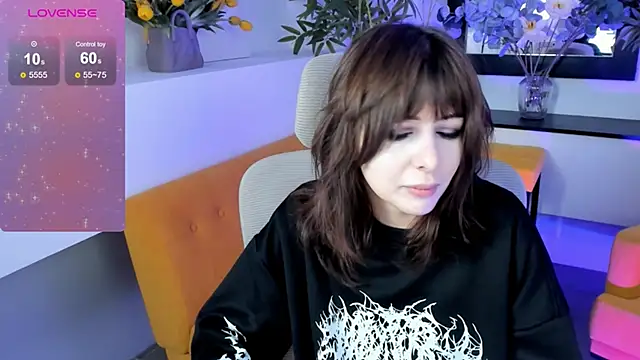 CrystallBloom online show from 10-10-25, 02:23