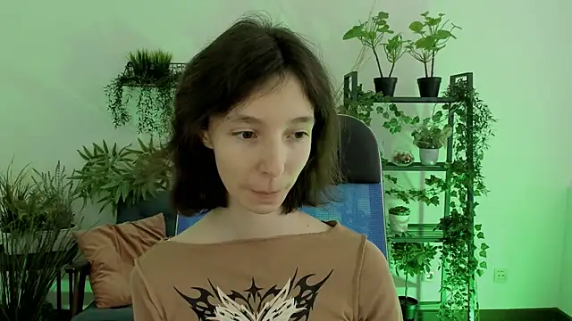 EmmanuellBrown online show from 12-16-25, 10:08