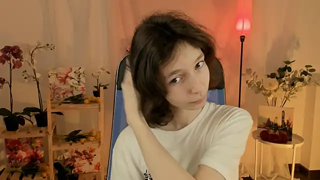 EmmanuellBrown online show from 11-23-25, 04:22