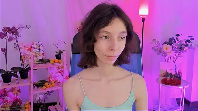 EmmanuellBrown online show from 12-19-25, 10:17