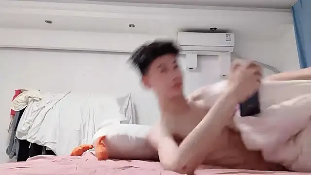 xiaojie2563 online show from 09-23-25, 09:49