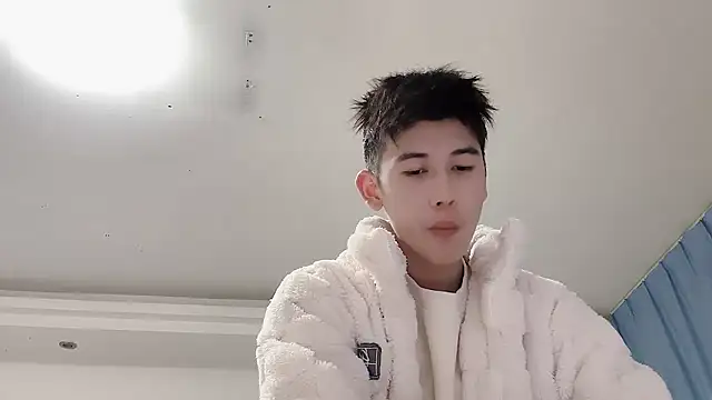 xiaojie2563 online show from 01-11-26, 12:12