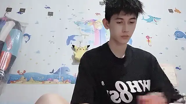 xiaojie2563 online show from 10-17-25, 07:26