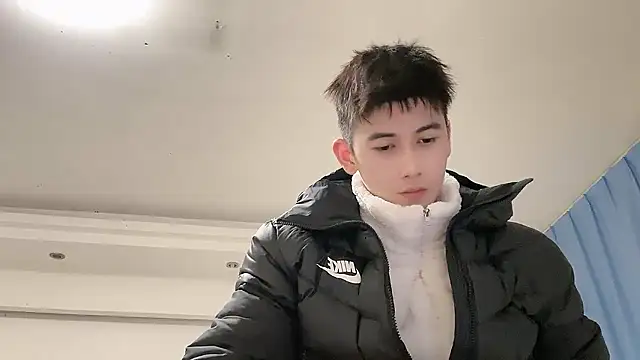 xiaojie2563 online show from 01-07-26, 03:39