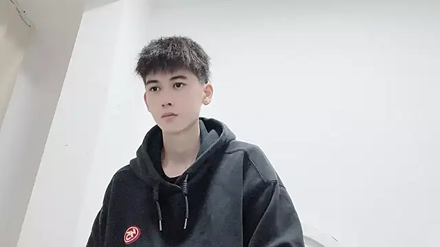 xiaojie2563 online show from 10-24-25, 12:26