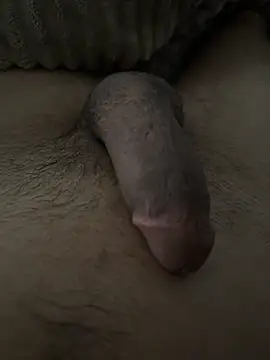 Snapshot of dzpieds chatting on 03-17-26, 01:58 dzpieds online show from 03-17-26, 01:58