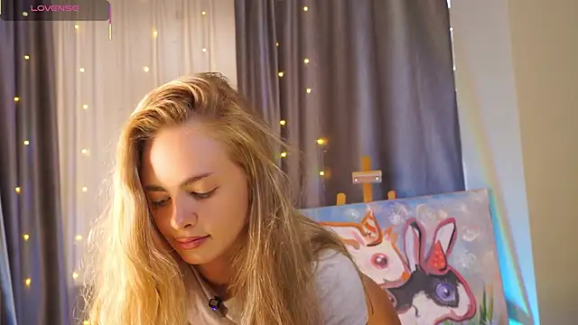 AliciaMellow online show from 03-14-26, 12:00