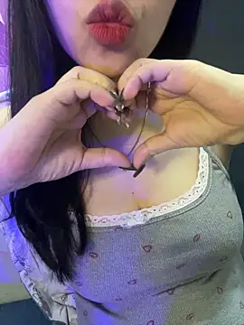 Mon monbaby online show from 09-25-25, 06:03