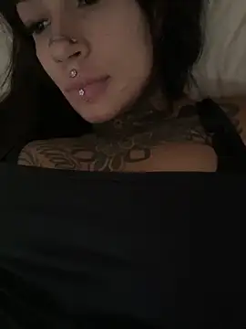 sereiaruiva99 online show from 04-21-26, 07:42