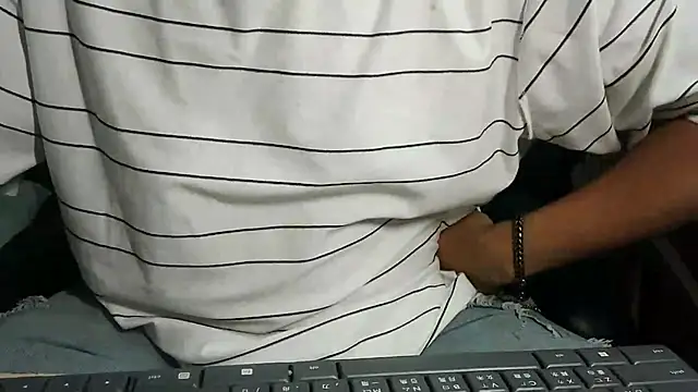 bigbb101011 online show from 11-11-25, 01:50