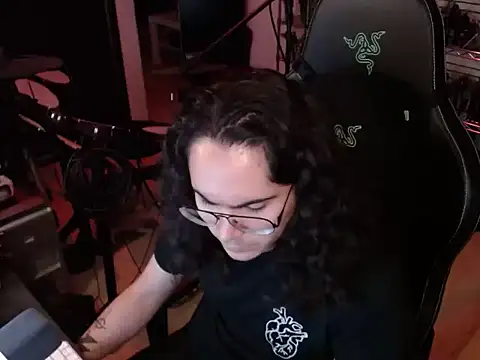 Snapshot of dorrey21 chatting on 11-09-25, 10:36 dorrey21 online show from 11-09-25, 10:36