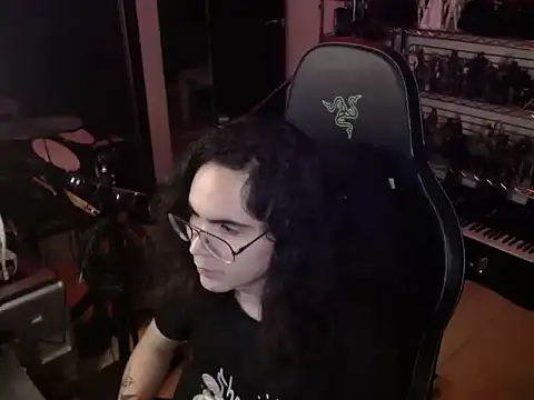 Snapshot of dorrey21 chatting on 10-20-25, 12:02 dorrey21 online show from 10-20-25, 12:02