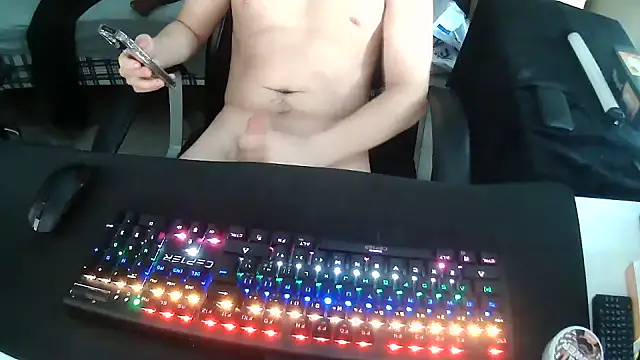 solooboy18 online show from 09-27-25, 02:45