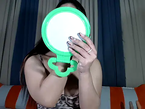 Trexiehot online show from 10-27-25, 06:42