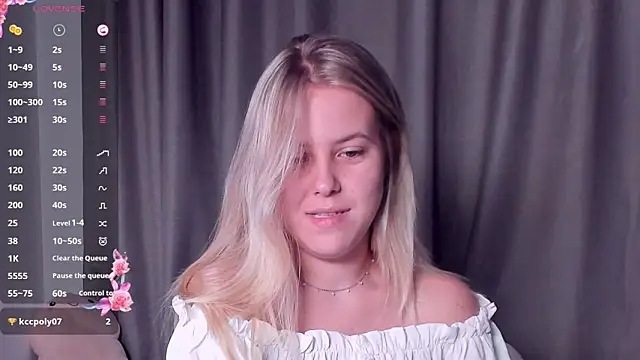 Snapshot of AngelAnty chatting on 09-25-25, 03:07 AngelAnty online show from 09-25-25, 03:07