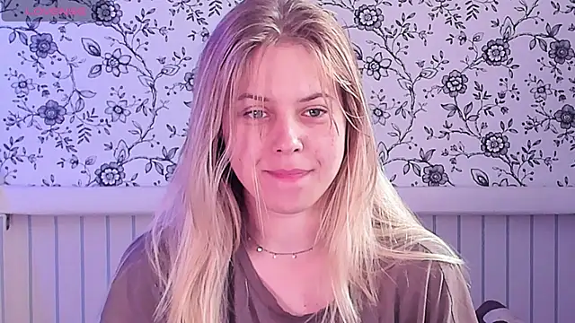 Snapshot of AngelAnty chatting on 07-05-26, 01:29 AngelAnty online show from 07-05-26, 01:29