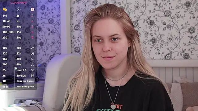 AngelAnty online show from 05-01-26, 02:11