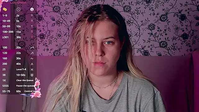 AngelAnty online show from 11-29-25, 01:11