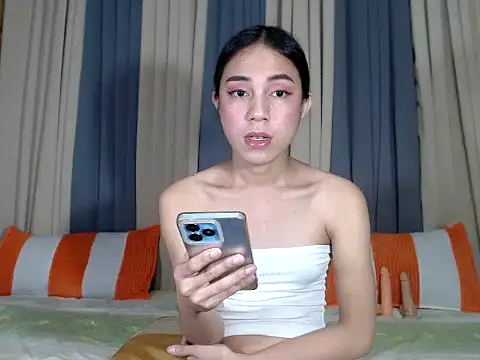 Snapshot of Jadehotcum chatting on 10-13-25, 11:23 Jadehotcum online show from 10-13-25, 11:23
