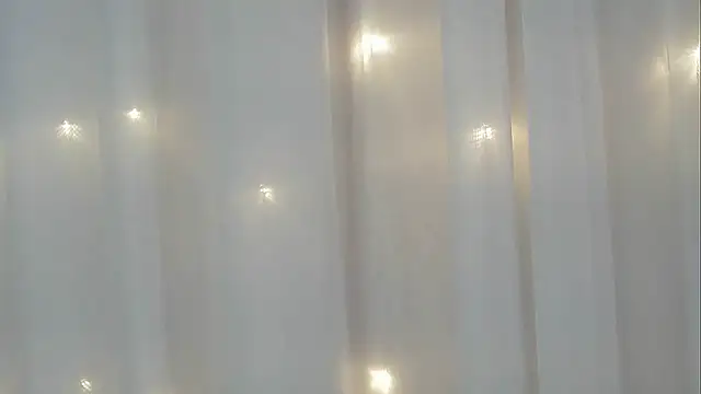 Snapshot of angelainparis28 chatting on 10-15-25, 06:00 angelainparis28 online show from 10-15-25, 06:00