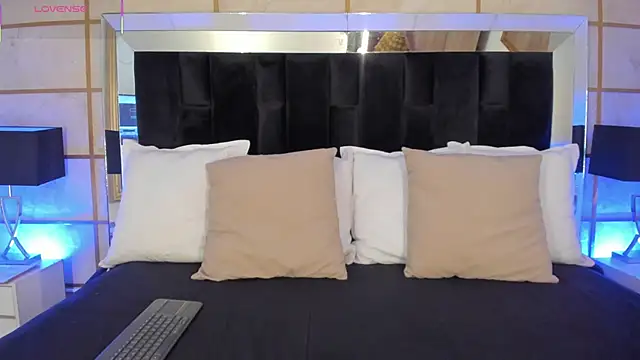 GretaVelvet online show from 09-10-25, 07:35