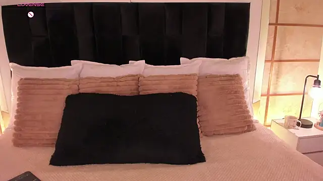 GretaVelvet online show from 04-11-26, 07:28