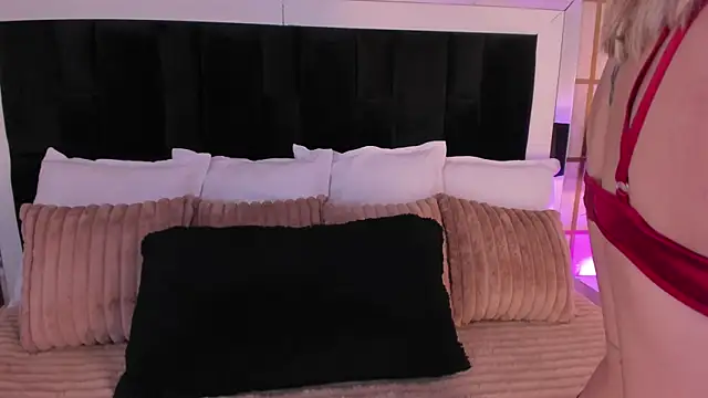 GretaVelvet online show from 01-09-26, 08:05