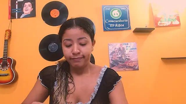 meisevil77 online show from 10-16-25, 01:47