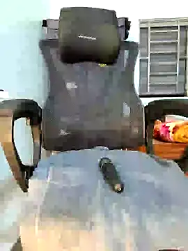 Bee sweet online show from 06-24-26, 05:44