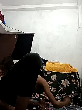 hiddennisha online show from 10-02-25, 04:38