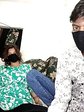 hiddennisha online show from 10-05-25, 04:53