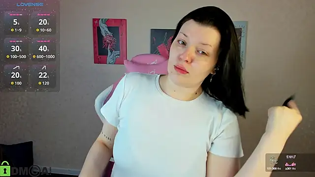 Michele Greenn online show from 10-04-25, 01:07