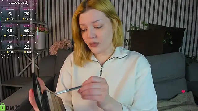 Michele Greenn online show from 03-30-26, 01:07