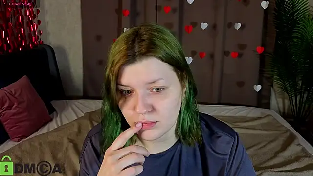 Snapshot of Michele_Greenn chatting on 02-06-26, 01:01 Michele Greenn online show from 02-06-26, 01:01