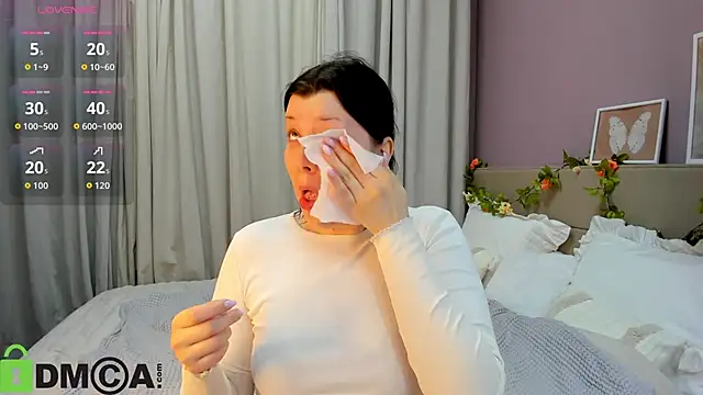 Michele Greenn online show from 09-28-25, 12:17