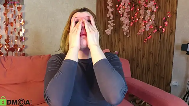 Snapshot of Michele_Greenn chatting on 02-19-26, 12:40 Michele Greenn online show from 02-19-26, 12:40